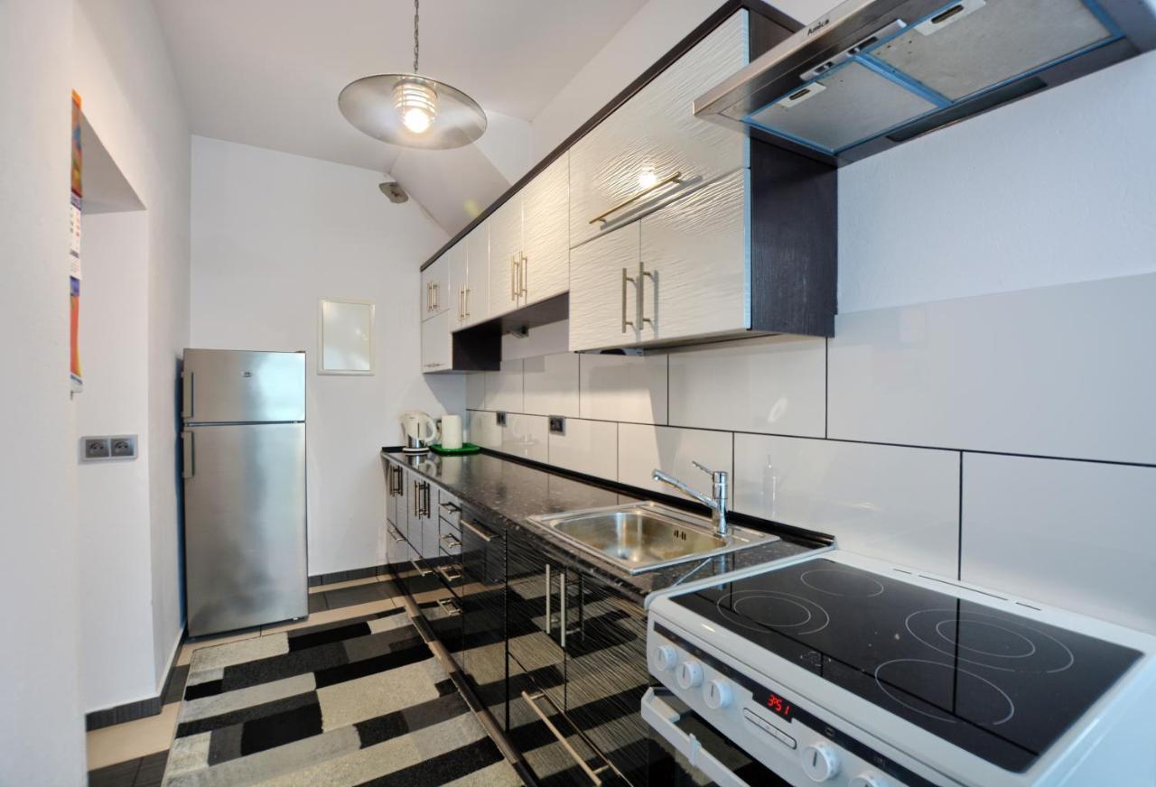 Ceglany Apartament Ustrzyki Dolne Extérieur photo