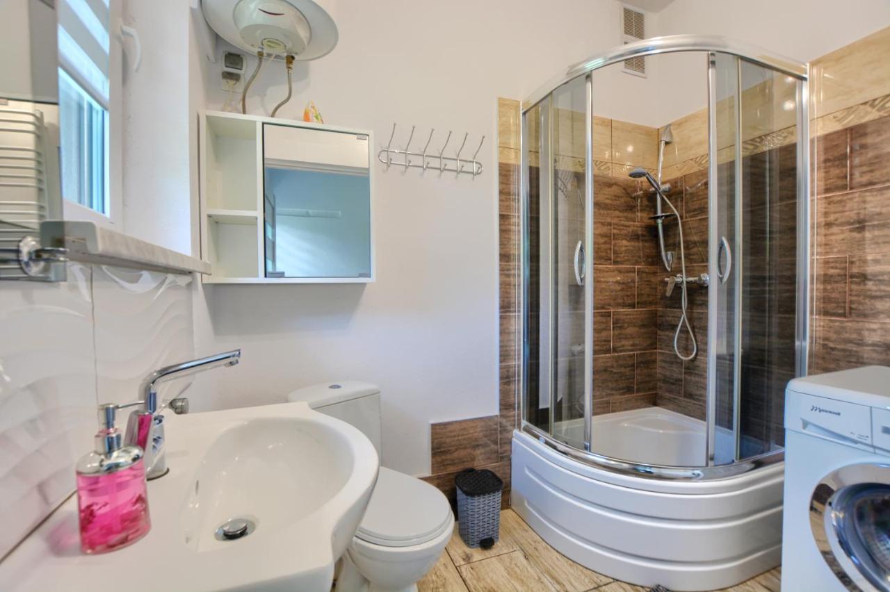Ceglany Apartament Ustrzyki Dolne Extérieur photo