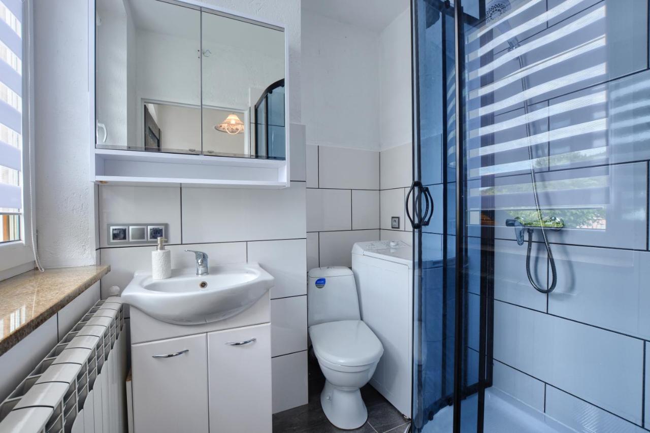 Ceglany Apartament Ustrzyki Dolne Extérieur photo